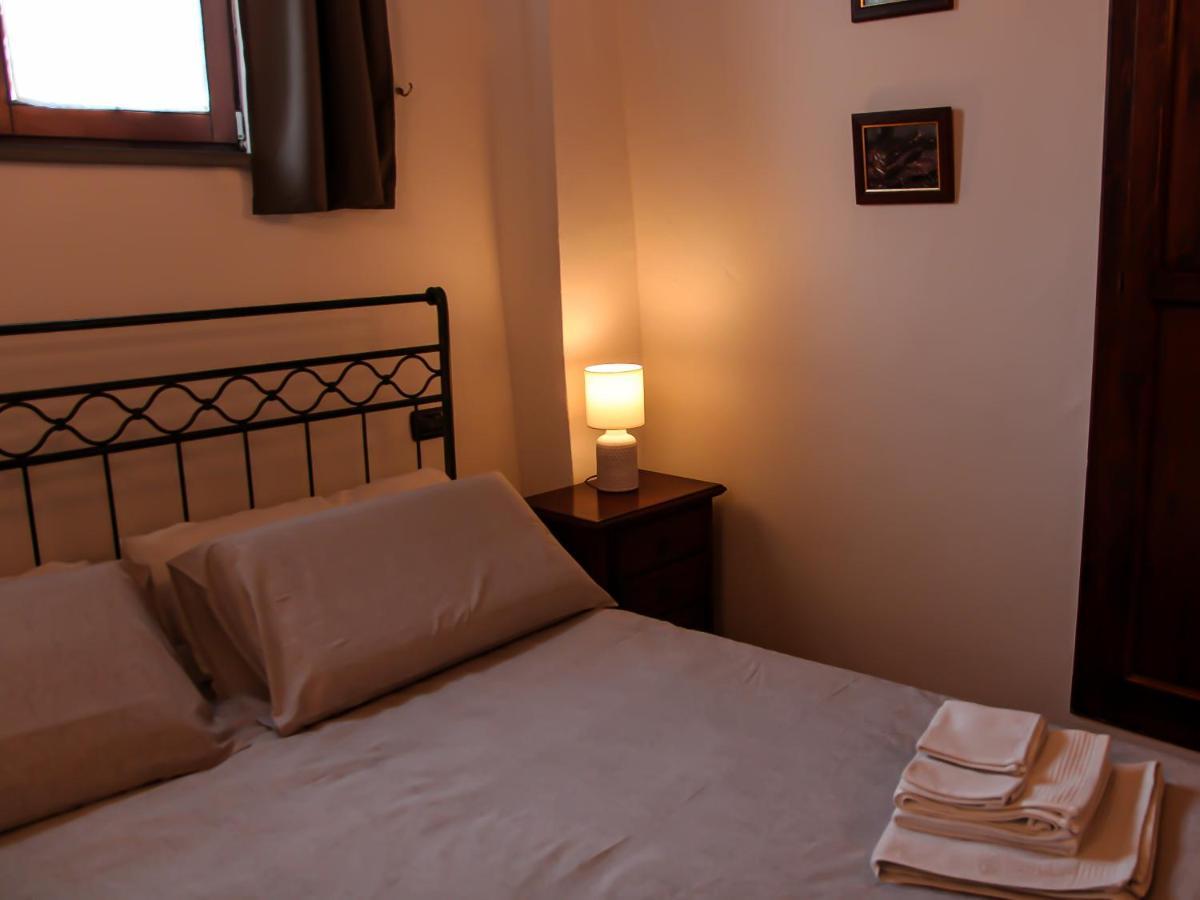 Appartement Casa Armanni - La Tua Casa Di Pietra à Gubbio Extérieur photo